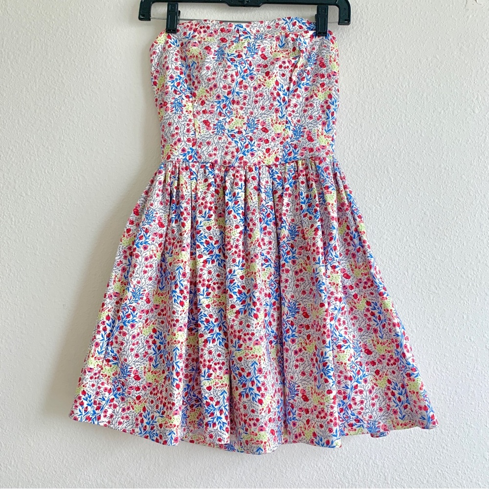 Vintage Fit & Flare Sweetheart Neckline Strapless Short Dress